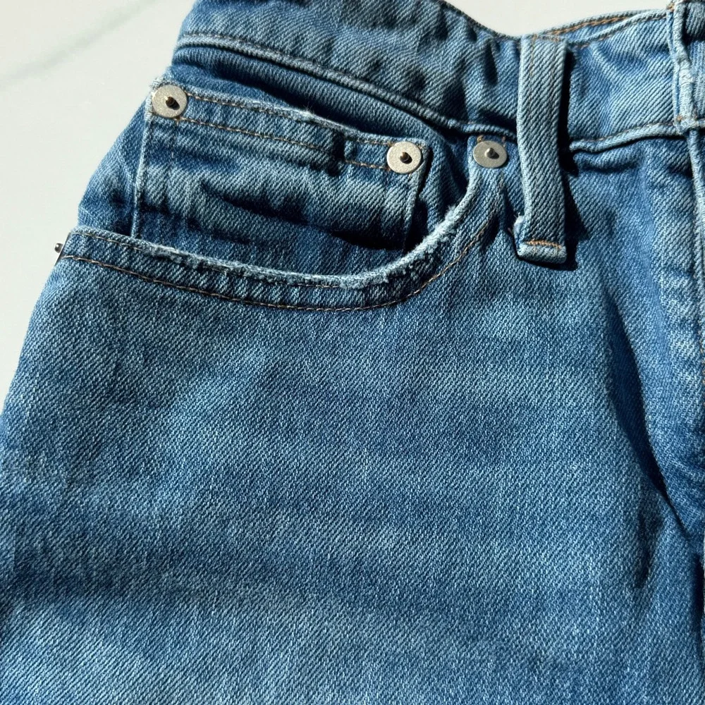 Madewell Curvy High-Rise Cut Off Blue Denim Jeans Women’s Size 24